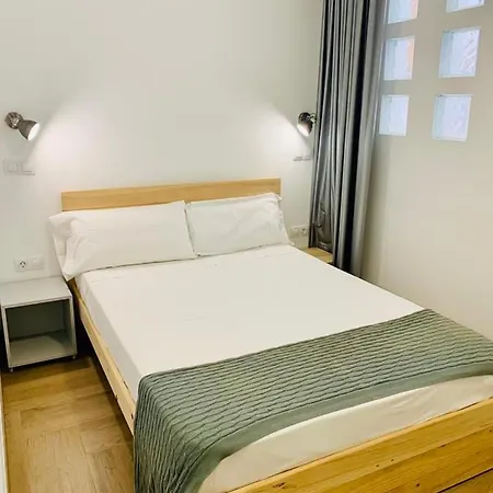 Full Equip. Apartment *