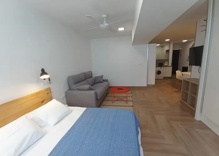 Full Equip. Apartment *